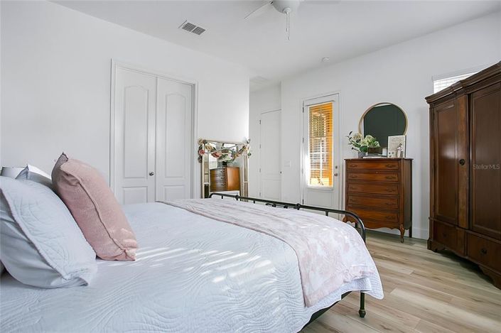 Image No.13-4 Bed House for sale