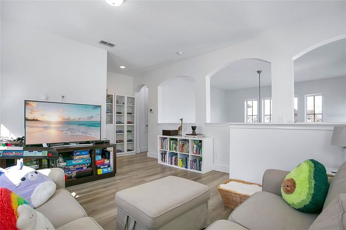 Image No.19-4 Bed House for sale