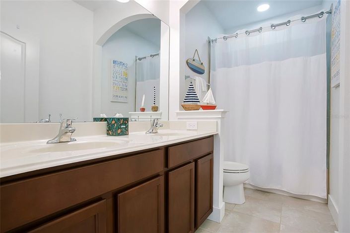 Image No.22-4 Bed House for sale