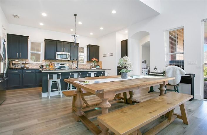 Image No.4-4 Bed House for sale