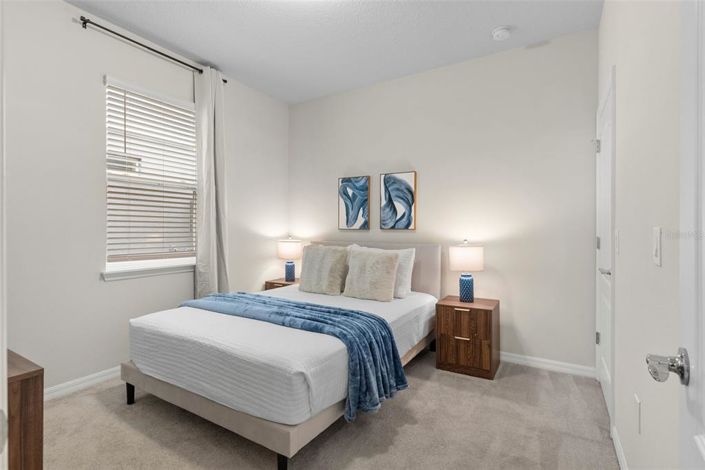 Image No.10-5 Bed House for sale