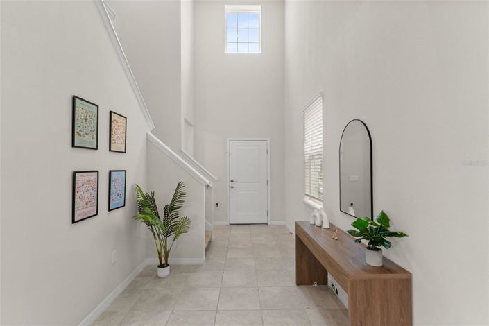 Image No.12-5 Bed House for sale