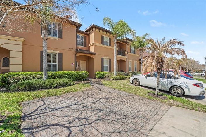 Image No.2-4 Bed Apartment for sale