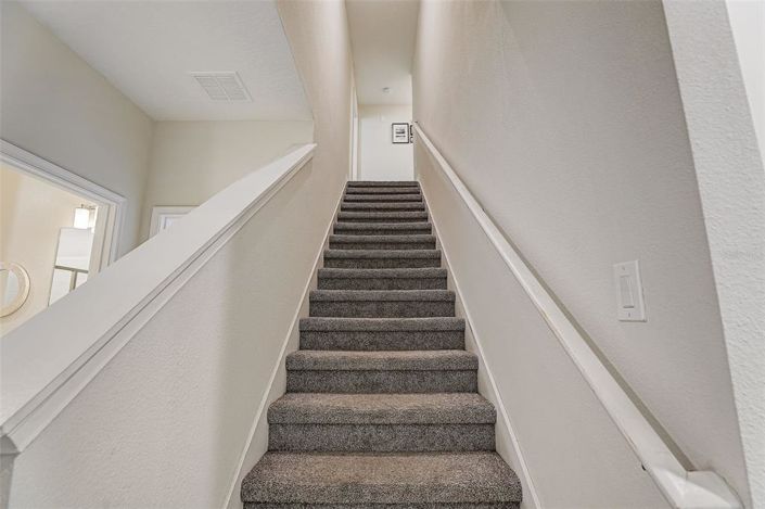 Image No.26-4 Bed Townhouse for sale