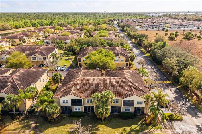 Image No.28-3 Bed Townhouse for sale