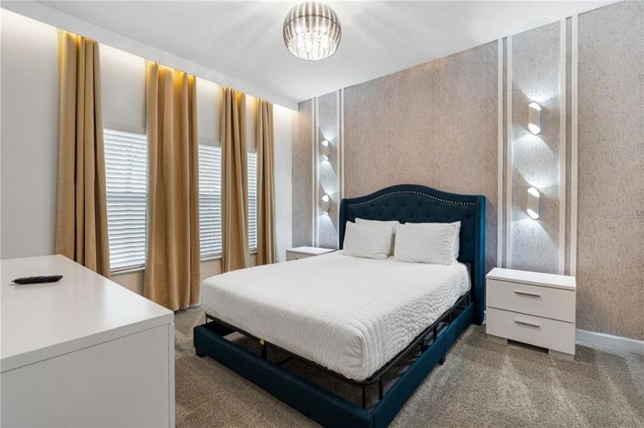 Image No.4-4 Bed Townhouse for sale