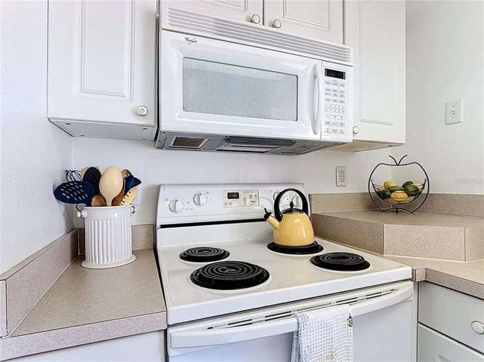 Image No.11-4 Bed Townhouse for sale