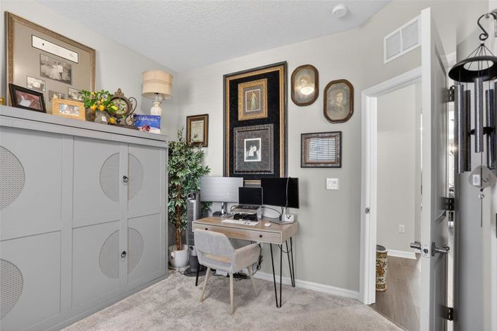 Image No.18-3 Bed Townhouse for sale