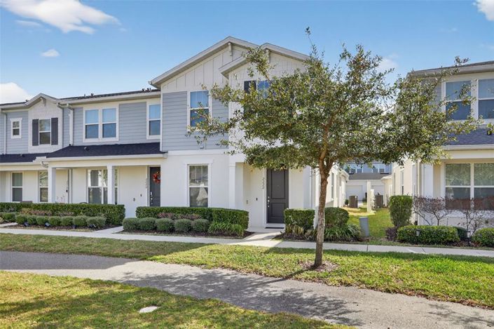 Image No.44-3 Bed Townhouse for sale