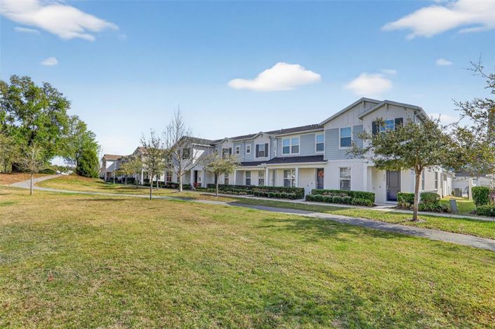 Image No.45-3 Bed Townhouse for sale