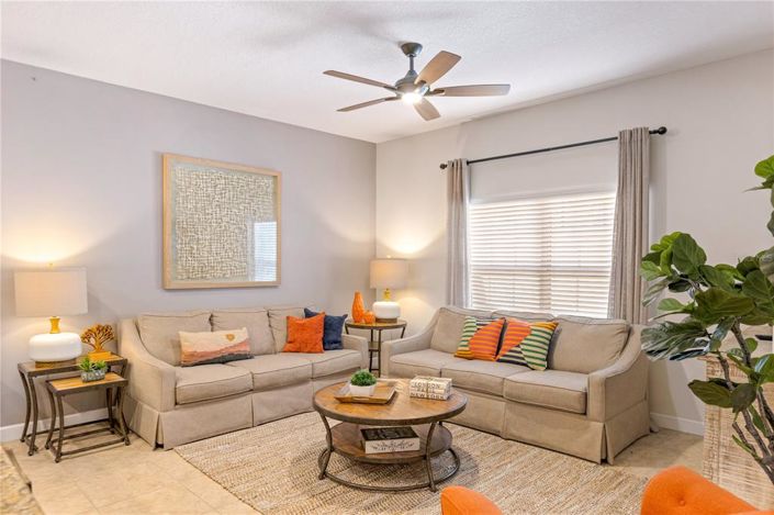 Image No.11-4 Bed Townhouse for sale