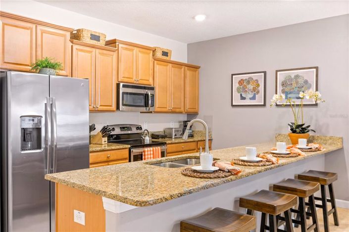 Image No.17-4 Bed Townhouse for sale