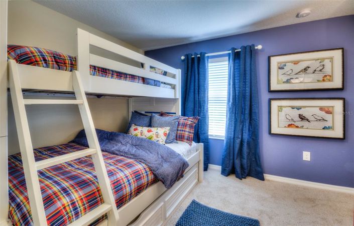 Image No.26-4 Bed Townhouse for sale