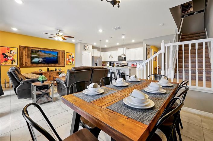 Image No.13-5 Bed Townhouse for sale