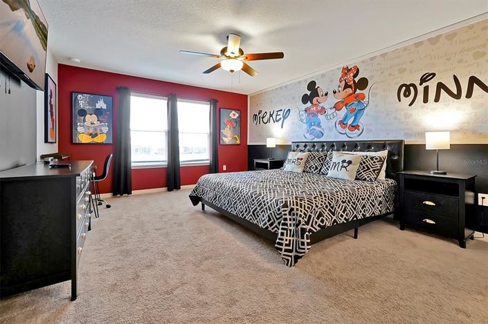 Image No.26-5 Bed Townhouse for sale