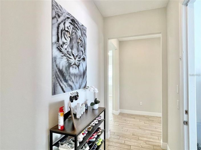 Image No.26-5 Bed House for sale