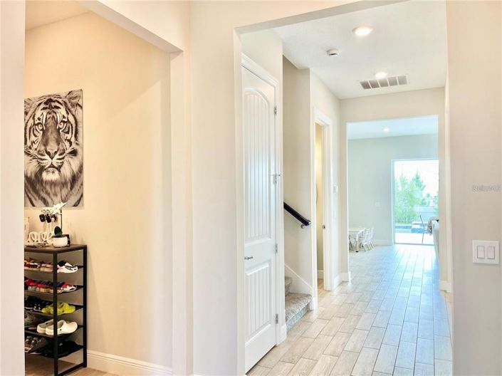 Image No.27-5 Bed House for sale