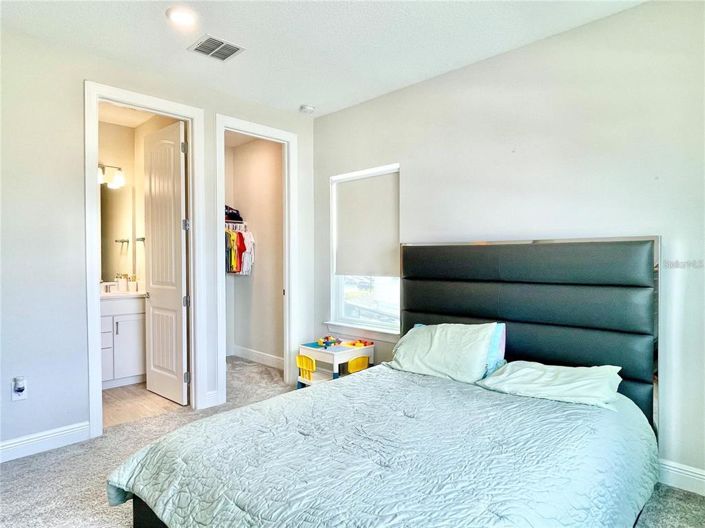 Image No.35-5 Bed House for sale