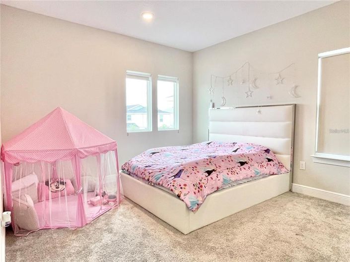 Image No.45-5 Bed House for sale