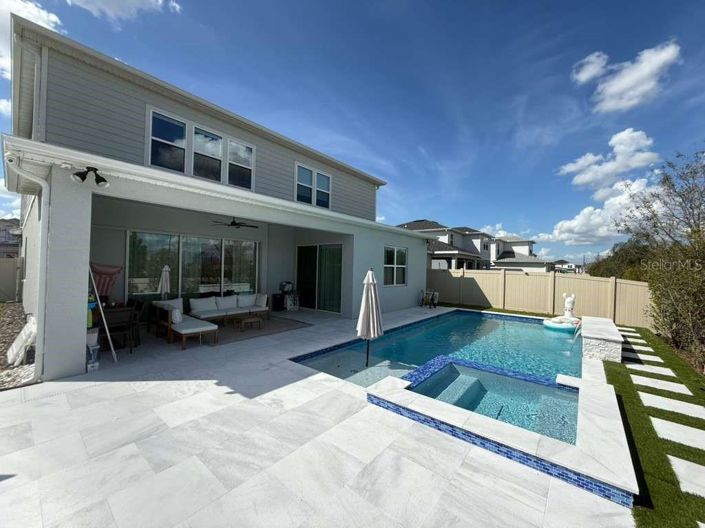 Image No.56-5 Bed House for sale