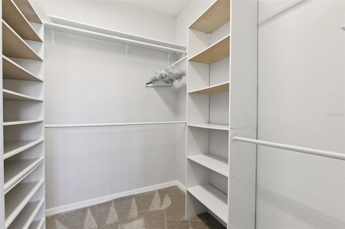 Image No.19-4 Bed Townhouse for sale