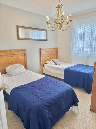 Image No.11-3 Bed Townhouse for sale