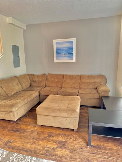 Image No.2-3 Bed Townhouse for sale