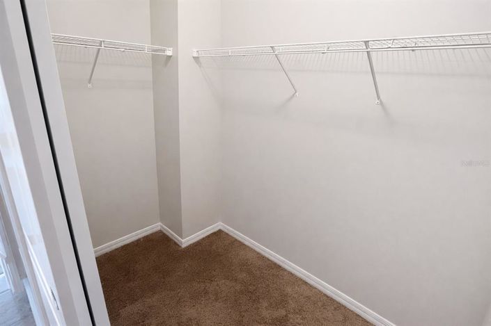 Image No.14-4 Bed Townhouse for sale