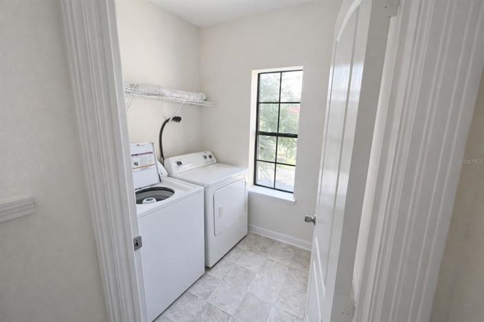 Image No.19-4 Bed Townhouse for sale