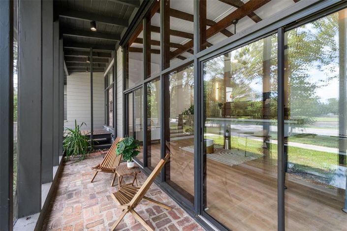 Image No.11-3 Bed House for sale