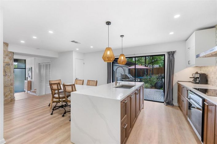 Image No.18-3 Bed House for sale