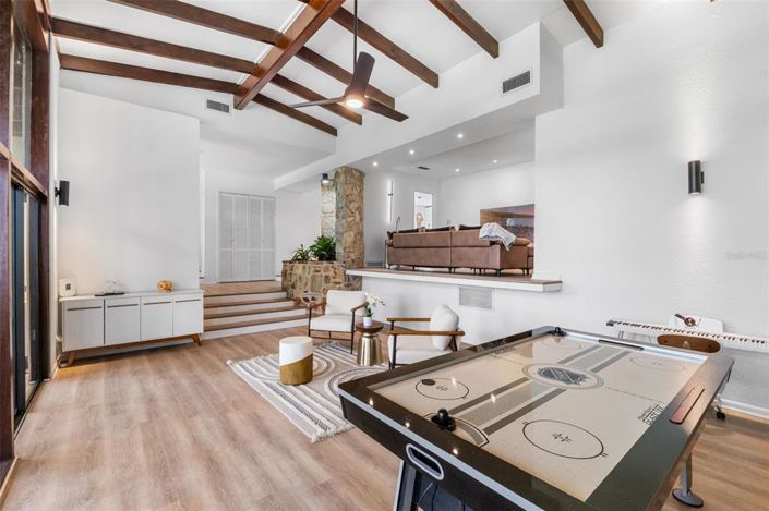 Image No.8-3 Bed House for sale