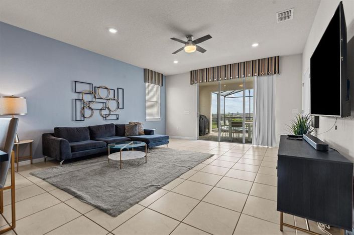 Image No.14-7 Bed House for sale