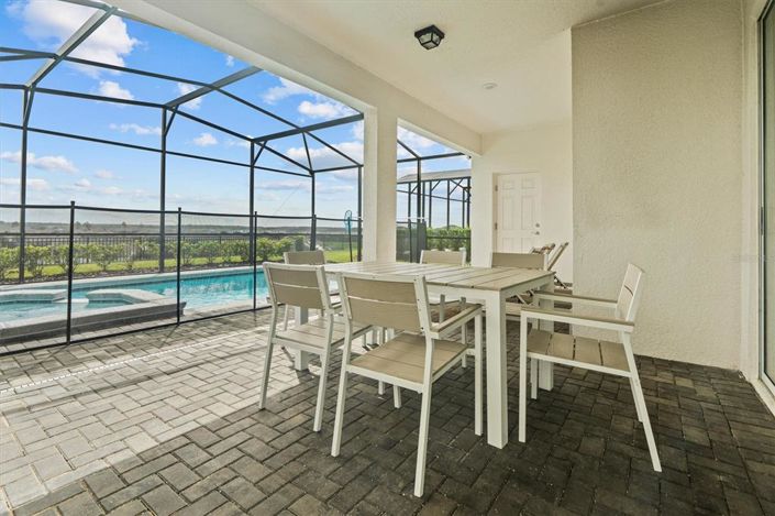 Image No.16-7 Bed House for sale