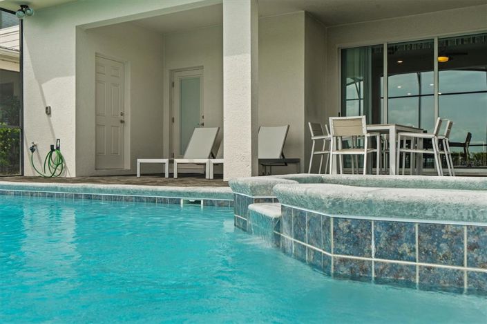 Image No.17-7 Bed House for sale