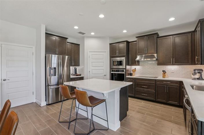 Image No.13-5 Bed House for sale