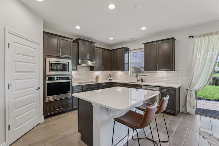 Image No.14-5 Bed House for sale