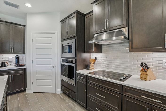 Image No.16-5 Bed House for sale