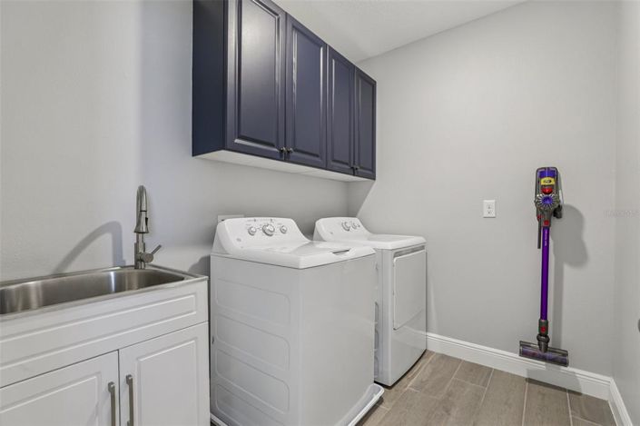 Image No.26-5 Bed House for sale