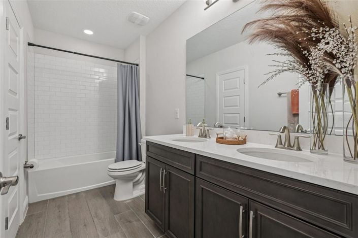 Image No.27-5 Bed House for sale