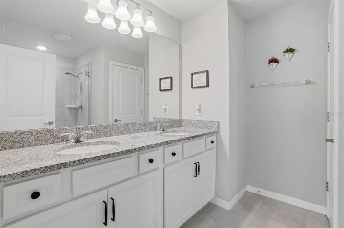 Image No.14-3 Bed Townhouse for sale