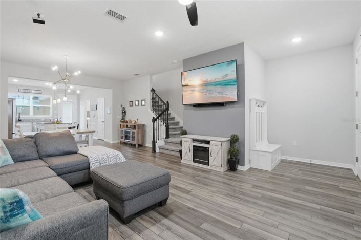 Image No.5-3 Bed Townhouse for sale