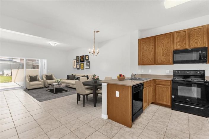 Image No.3-3 Bed Townhouse for sale