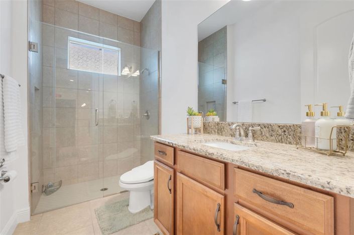 Image No.12-5 Bed House for sale