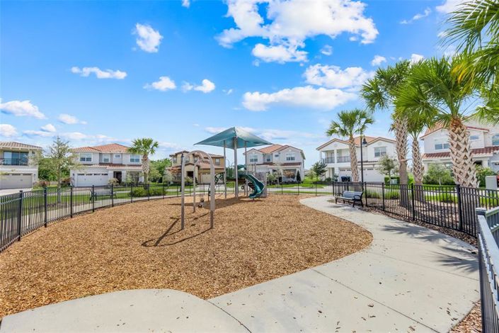 Image No.35-5 Bed House for sale