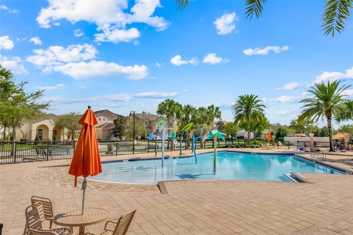 Image No.39-5 Bed House for sale