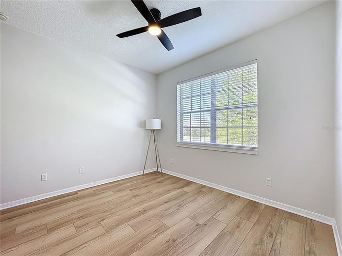 Image No.23-2 Bed Townhouse for sale