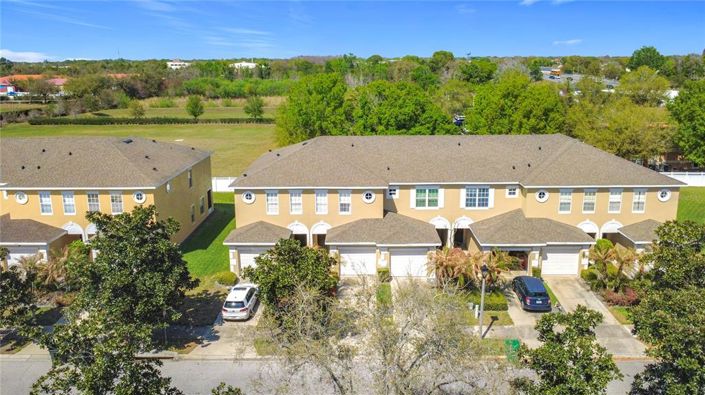 Image No.32-2 Bed Townhouse for sale