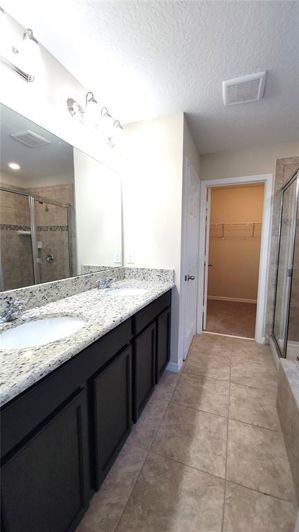 Image No.28-3 Bed Townhouse for sale