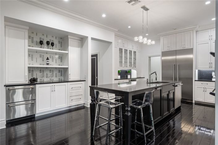 Image No.11-4 Bed House for sale